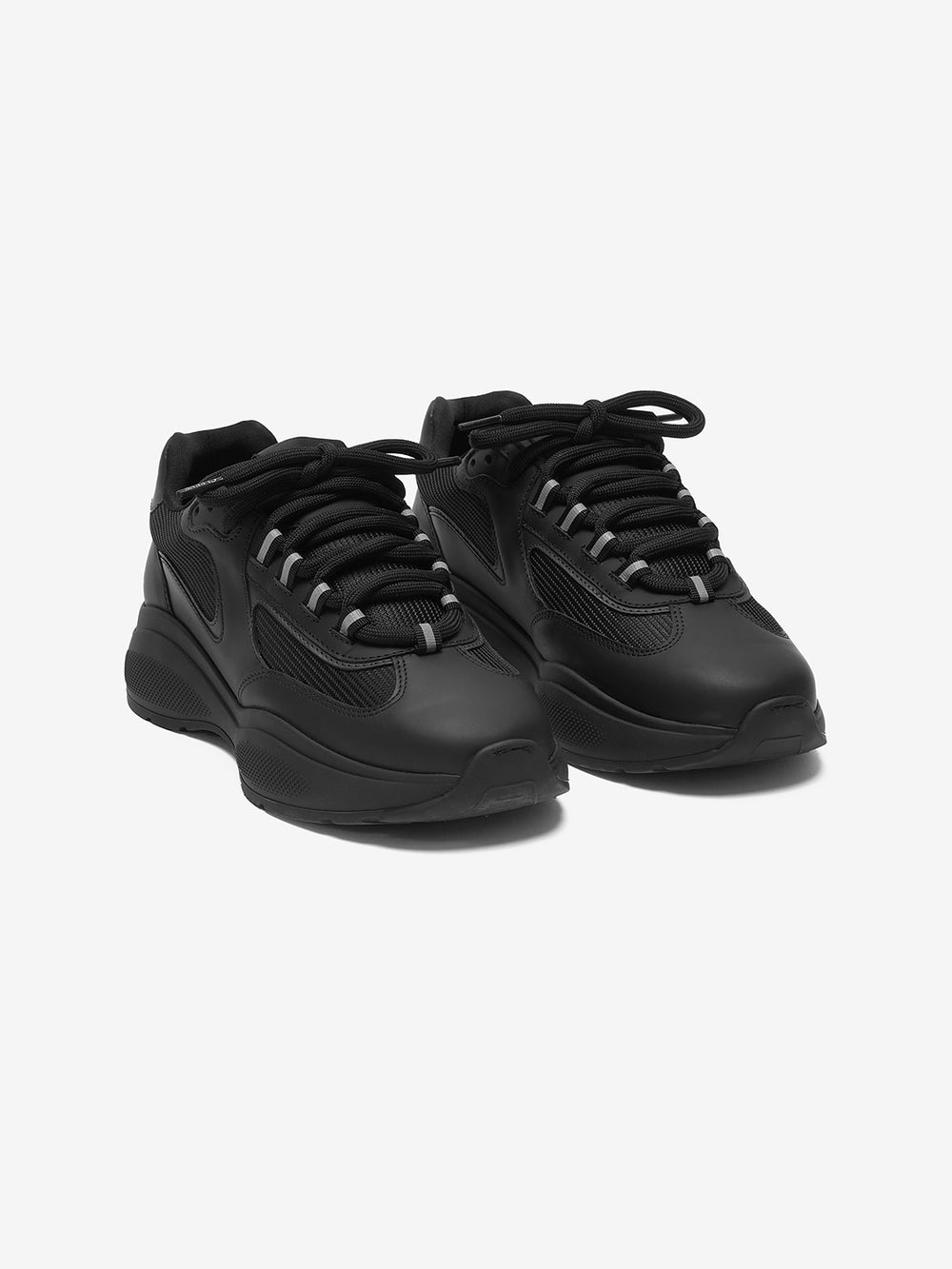 Podium Black Mono-2
