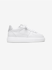 Court Trainer Triple White Tumbled leather