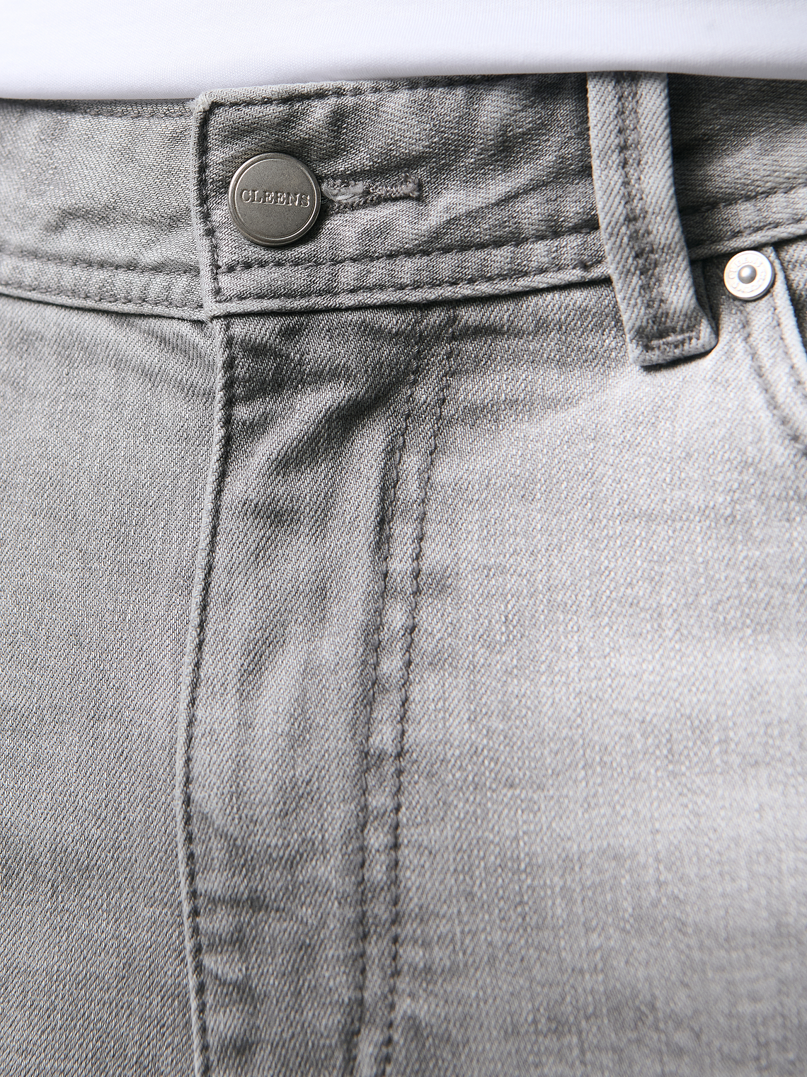 Straight Leg Denim Jeans Light Grey
