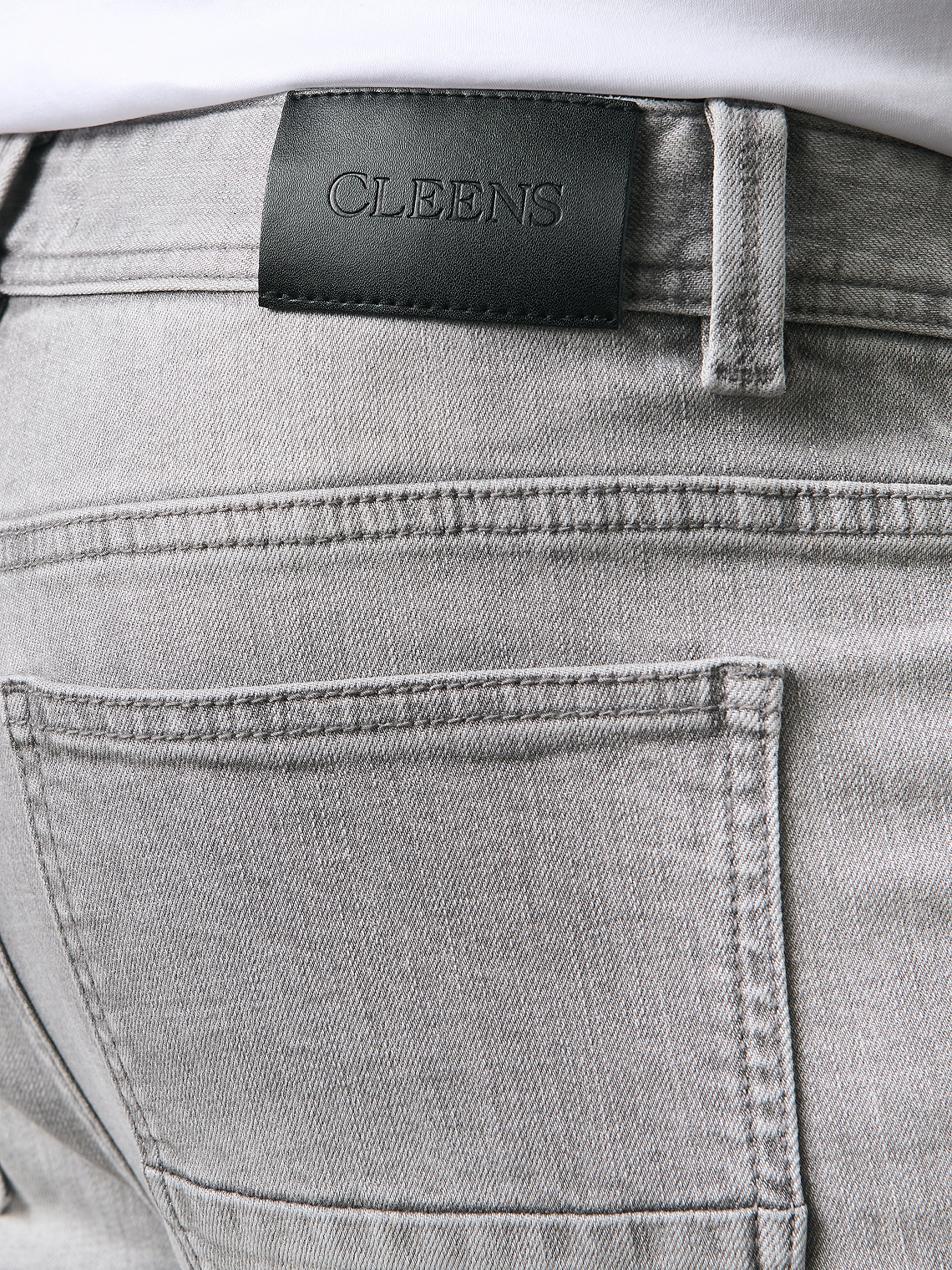 Straight Leg Denim Jeans Light Grey