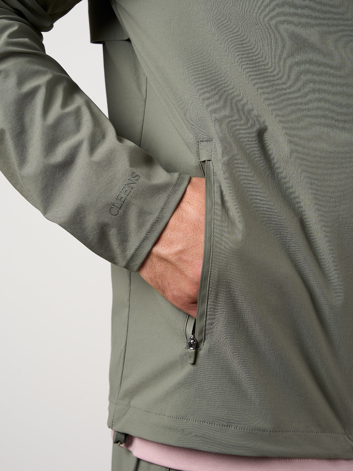 Woven Tech Windrunner Jacket Washed Sage
