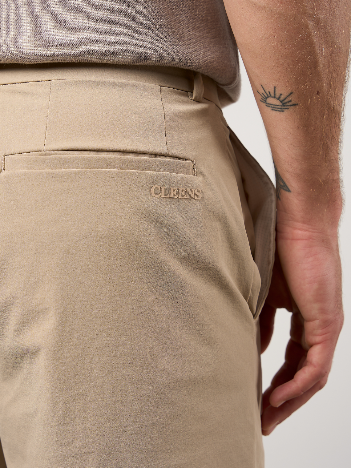 Smart Performance Shorts Stone